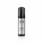 Schiuma detergente a secco per la barba. American Crew Beard Foam Cleanser funziona senza l'uso di acqua e dona alla barba un aspetto sano e curato.